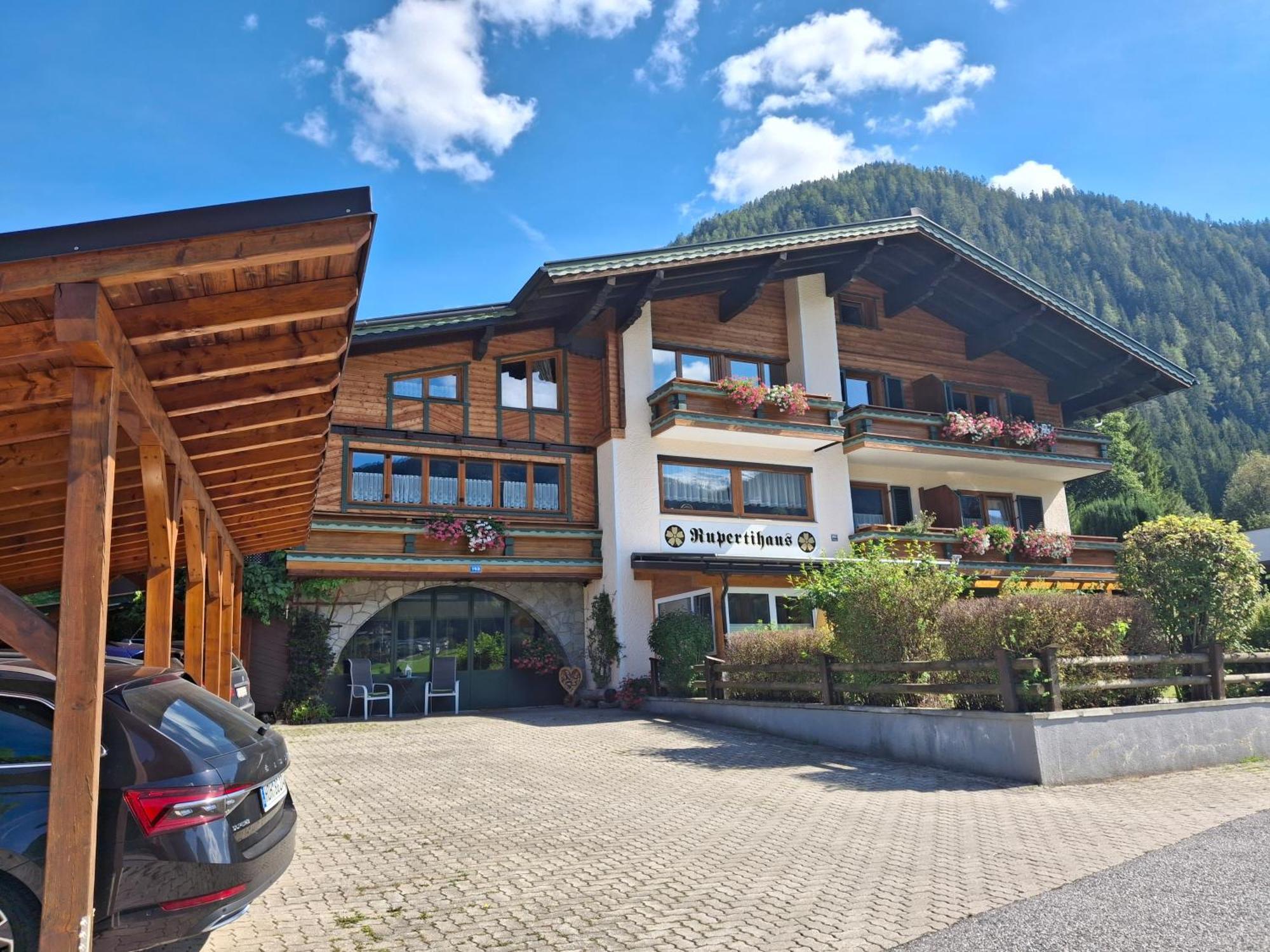 Ferienwohnungen Rupertihaus Flachau Eksteriør bilde